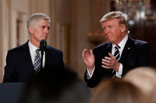 Donald Trump Nominates Neil Gorsuch For Us Supreme Court ट्रंप ने सुप्रीम कोर्ट के लिए नील गोरसच को नॉमिनेट किया