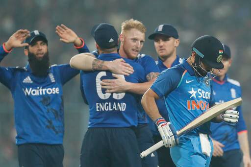 टीम इंडिया और इंग्लैंड के बीच अबतक कुल चार टी-20 सीरीज खेला गया है लेकिन उसमें से एक में भी भारत को जीत नहीं मिली है.