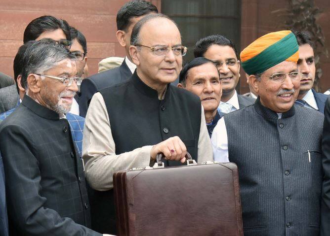 Must Know Fact About Budget 2017 18 बजट में वित्तमंत्री ने खोली टैक्स ना देने वालों की पोल!