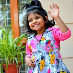 नोएडा : कराटे का मेडल जीत अस्पताल पहुंची 'गजल', मासूम की रहस्यमयी मौत