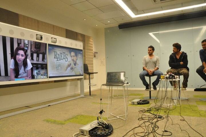 वीडियो कांफ्रेंस के जरिए माहिरा ने लोगों के सवालों के जवाब दिए.