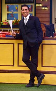 कपिश शर्मा के सेट पर \'जॉली एलएलबी\' ने की जमकर मस्ती