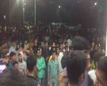 वडोदरा: पारुल यूनिवर्सिटी में देशी-विदेशी छात्रों की भिड़ंत में 20 घायल, पुलिस तैनात