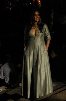 Lakme Fashion Week 2017: मशहूर सिंगर सोना ने दिखाया हॉटनेस का जलवा