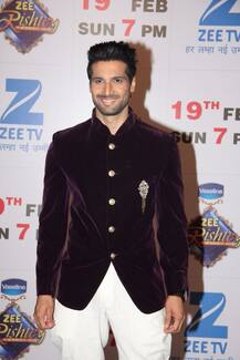 जी रिश्ते अवार्ड्स के रेड कार्पेट पर उतरे टीवी के सितारे