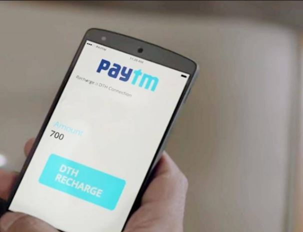 ये ज़रूर ध्यान दें कि उस ऐप को कितने लोगों ने डाउनलोड किया है,कई बार लोग ज़्यादातर डाउनलोड किए गए ऐप को बिना सोचे डाउनलोड कर लेते हैं, इससे पहले जानकारी ज़रूर हासिल करें.