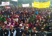 यूपी चुनाव: वोटर्स को जागरूक करने के लिए दौड़े हजारों इलाहाबादी