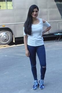 लेटेस्ट तस्वीरों में नज़र आया श्रुति के बायें हाथ पर बना टैटू