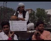 \'अर्थी\' सजा कर नामांकन के लिए पहुंचे नेता जी, शमशान घाट पर खोला कार्यालय