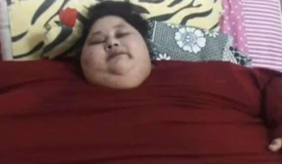 एमन की सुरक्षा की जरुरतों के अनुसार मिस्र के स्थानीय कारीगरों ने विमान में एक विशेष बेड बनाया. एहतियाती तौर पर पर विमान में पोर्टेबल वेंटिलेटर, डिफाइब्रिलेटर, ऑक्सीजन सिलेंडर और अन्य दवाइयों समेत सभी आवश्यक उपकरणों की व्यवस्था की गयी. 