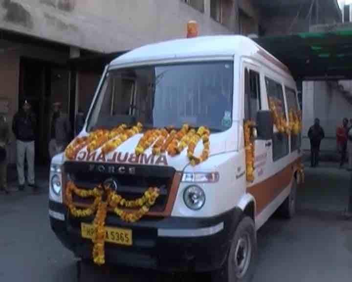 Himachal Pradesh Chief Minister Virbhadra Singhs Relative Killed हिमाचल प्रदेश सीएम वीरभद्र सिंह के साले के बेटे की हत्या, आरोपी गिरफ्त से बाहर