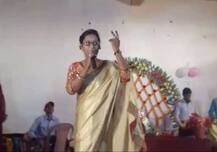 मिसाल: बिहार के मधुबनी में DSP निर्मला कुमारी ने कराई बेसहारा लड़की की शादी, गाना भी गाया