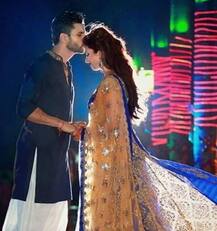 दिव्यांका और विवेक ने गोवा में सेलिब्रेट किया वैलेंटाइन-डे, देखें तस्वीरें और वीडियो