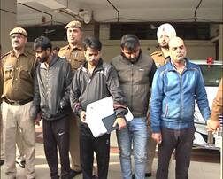 दिल्ली पुलिस को बड़ी कामयाबी, फर्जी डिग्री बनाने वाले गिरोह का किया पर्दाफाश