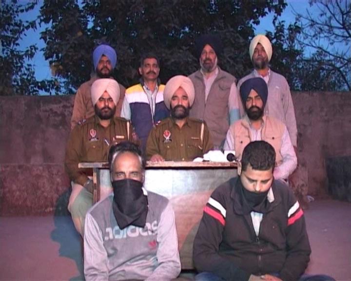 लंगर की आड़ में श्रद्धालुओं को लूटने वाले गिरोह का पर्दाफाश