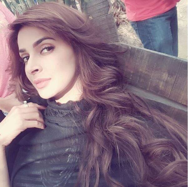 अभिनेत्री ने हालांकि अपनी टिप्पणियों का बचाव करते हुए फोन पर कहा, 