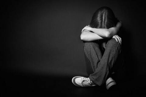 कन्नौज: छात्रा ने साथ पढ़ने वाले लड़के पर लगाया रेप का आरोप कन्नौज: छात्रा ने साथ पढ़ने वाले लड़के पर लगाया रेप का आरोप