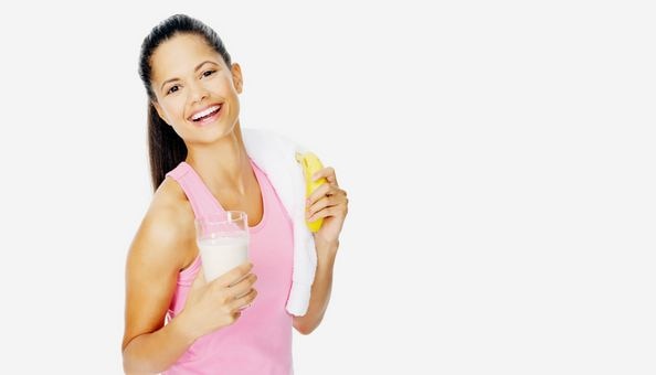 Lose 4 Kgs In 4 Days Everything You Need To Know About Banana And Milk Diet केले और दूध की डायट से करें 4 दिन में 4 किलो वजन कम!