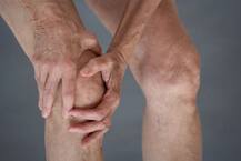 सावधान! घुटने से आ रही है आवाज, तो हो सकती है ये बीमारी