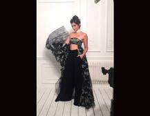 नए फोटोशूट में Gorgeous लग रही हैं सोनम कपूर, देखें PICS 