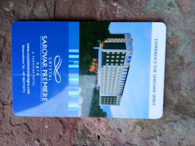  डीएम गौरव दयाल ने बताया था  कि सभी होटल व लॉज संचालकों को निर्देश दिए गए हैं कि उनके यहां जो पर्यटक ठहर रहे हैं, उन्हें इसकी जानकारी दी जाए कि वह ड्रोन कैमरे नहीं उड़ा सकते हैं.