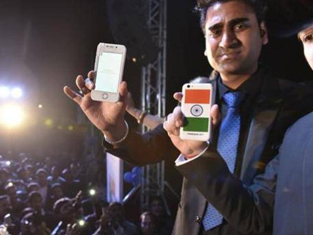 251 रुपये में स्मार्टफोन देने का दावा करने वाली कंपनी का एमडी गिरफ्तार Company Which Promised Smartphone At Price Of Rs 251 Detained By Police On Charges Of Fraud 251 रुपये में स्मार्टफोन देने का दावा करने वाली कंपनी का एमडी गिरफ्तार