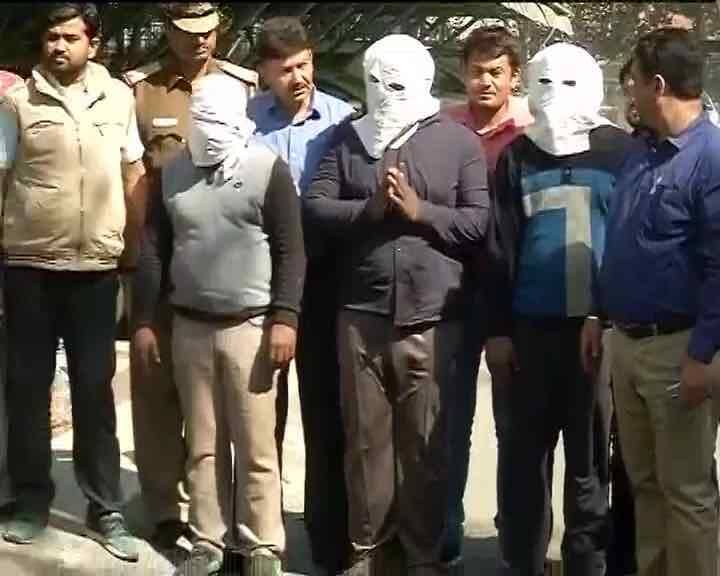 Delhi Police Busted Namaste Gang Which Targets And Loot Old People दिल्ली: 'नमस्ते' कह कर लूटने वाले गैंग का पर्दाफाश, बुजुर्गों को बनाता था शिकार