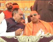 आदित्यनाथ का बांटने वाला बयान, \'यूपी में SP-BSP जीती तो कर्बला-कब्रिस्तान बनेंगे\'