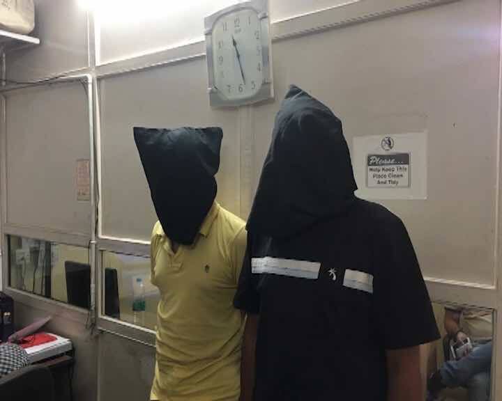 गुजरात एटीएस ने ISIS के दो संदिग्धों को किया गिरफ्तार, दोनों सगे भाई Gujarats Anti Terrorism Squad Has On Sunday Arrested Two Suspected Isis Terrorists गुजरात एटीएस ने ISIS के दो संदिग्धों को किया गिरफ्तार, दोनों सगे भाई