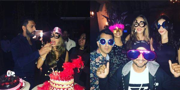  युवराज और हरभजन हेजल की बर्थडे पार्टी में फुल मस्ती भरे अंदाज में नजर आए.