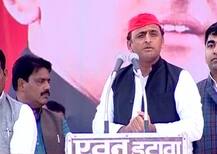 पूरे प्रदेश में घूमने वाले अखिलेश आखिर इस सीट पर प्रचार से क्यों बच रहे हैं?