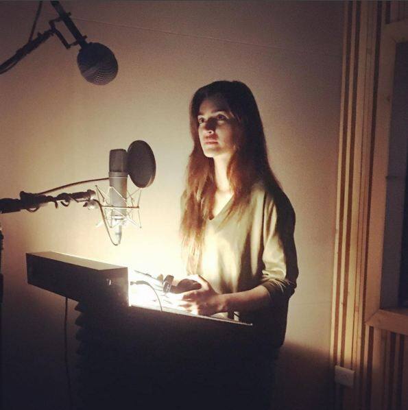 ‘राब्ता’ फिल्म की डबिंग के मजे ले रही हैं कृति सैनन Dubbing For Kriti Sanon Is Like Reliving The Movie ‘राब्ता’ फिल्म की डबिंग के मजे ले रही हैं कृति सैनन