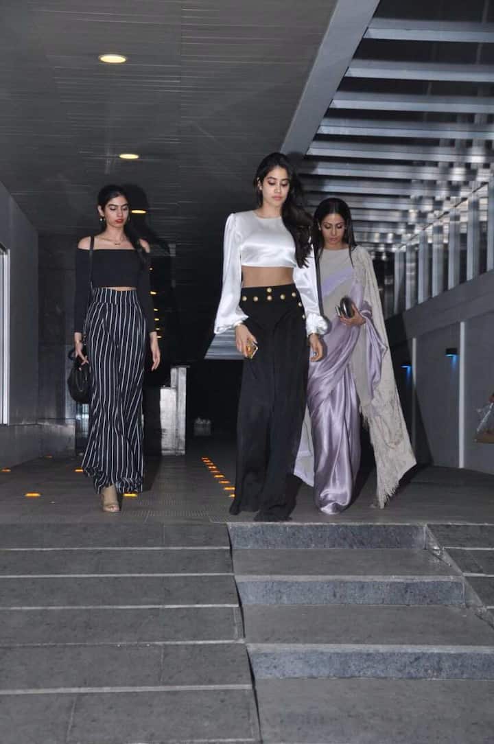 दिग्गज बॉलीवुड अदाकारा श्रीदेवी किसी पहचान की मोहताज नहीं हैं.