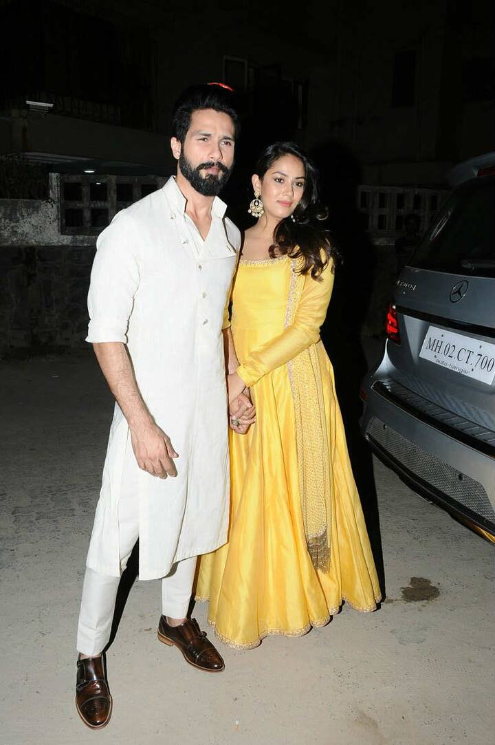 शाहिद कपूर पत्नी मीरा के साथ पहुंचे (Photo: Manav Mangalani)