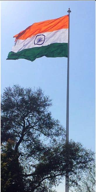   इस तिरंगे को भारत पाक सीमा से महज 150 मीटर की दूरी पर स्थापित किया गया. इस तिरंगे के निर्माण में करीब 3.50 करोड़ रूपए खर्च हुए हैं. 