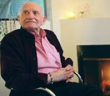 OMG! शादी के 67 साल बाद पता चला कि ये गे है