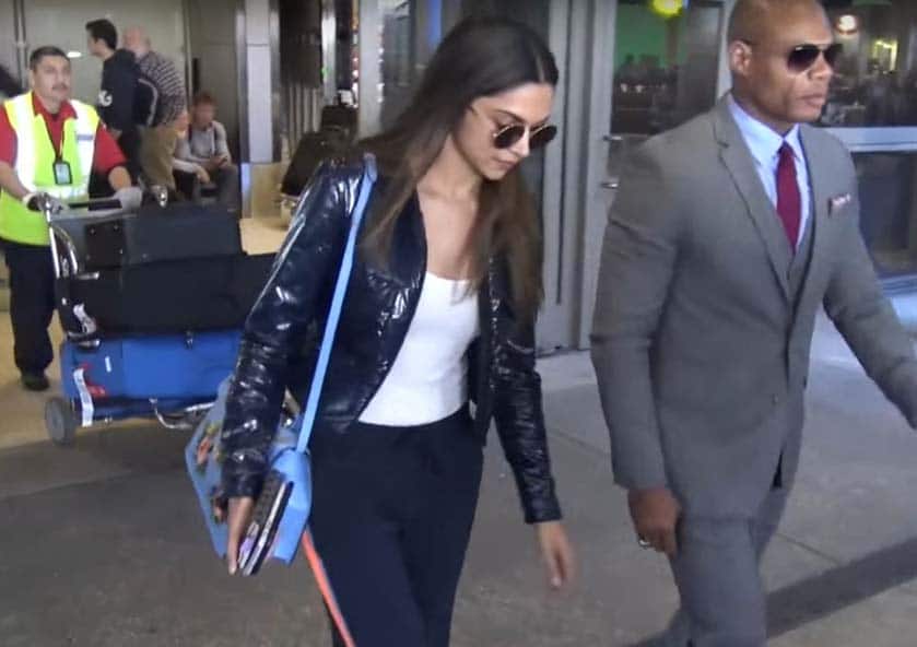 Foreign Media Addresses Deepika Padukone As Priyanka Chopra Yet Again VIDEO: अपनी हॉलीवुड फिल्म की सक्सेज पार्टी में जा रही थीं दीपिका, एयरपोर्ट पर कुछ ऐसा हुआ कि चौक गईं