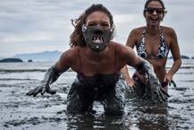 तस्वीरों में देख आप भी हैरान रह जाएंगे, आपको भी ब्राज़ील का ये त्यौहार होली जैसा लगेगा!