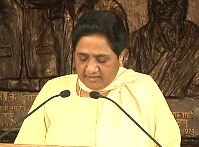 Up Elections 2017 Evms Did Not Accept Votes Other Than Bjp Says Mayawati यूपी: मायावती ने की चुनाव रद्द करने की मांग, बोलीं- ‘BJP ने EVM में गड़बड़ी की’