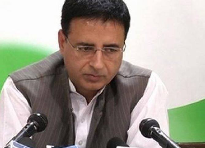 कांग्रेस के नेता रणदीप सुरजेवाला ने कहा,