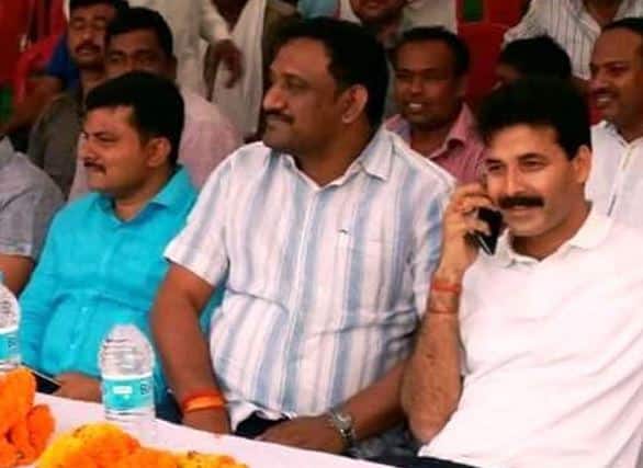 अपहरण के मामले में जेल में बंद श्याम नारायण सिंह उर्फ विनीत सिंह भी चंदौली की सैयदराजा सीट से BSP की टिकट से चुनावी मैदान में उतरे थे लेकिन उन्हें बीजेपी के बाहुबली नेता सुशील कुमार से हार गए.