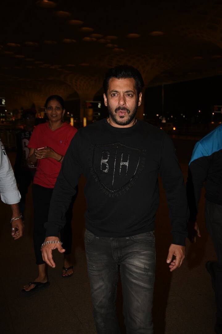 इस फिल्म के पहले पार्ट का निर्देशन कबीर खान ने किया था लेकिन दूसरे पार्ट का निर्देशन अली अब्बास जफर कर रहे हैं.