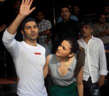 बद्रीनाथ की दुल्हनिया के प्रमोशन के दौरान आलिया और वरुण