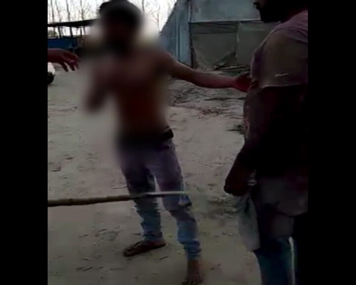 Haryana Man Beaten By Goons In Yamunanagar Video Viral हरियाणा : युवक को 'नग्न' कर पीटा, बदमाशों ने वीडियो बनाकर वायरल कर दिया