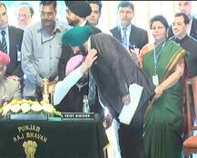 नवजोत सिंह सिद्धू ने ली पद एवं गोपनीयता की शपथ, मंत्रालय पर पशोपेश बरकरार