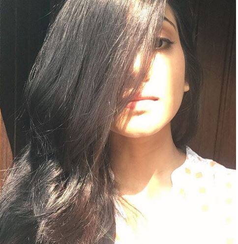 अपने कॉलेज के दौरान मालविका ने लड़कियों के हितों की रक्षा के लिए 'चप्पल मारूंगी' कैंपेन शुरू किया.