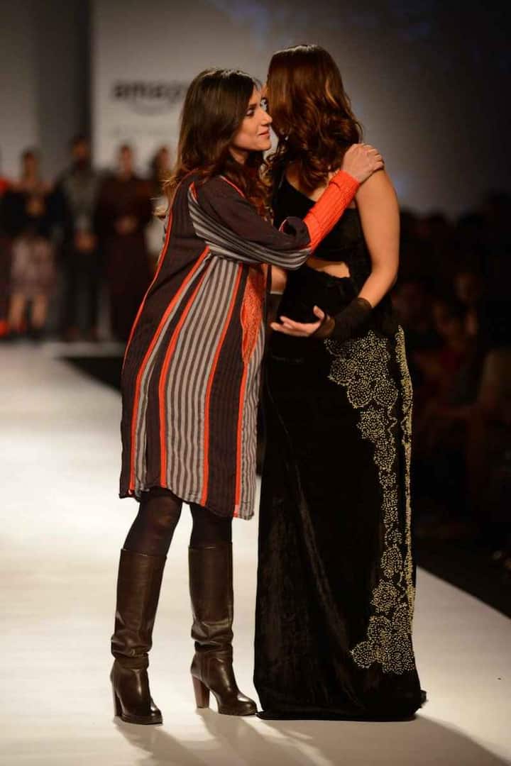 देखें वाणी की कुछ और तस्वीरें