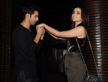 IN PICS : ‘बद्रीनाथ की दुल्हनिया’ की सक्सेस पार्टी में पहुंची वरुण की \'गर्लफ्रेंड\', ये सितारे भी आए नजर