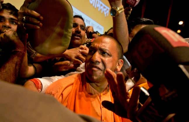 After 14 Years Bjp Is Forming Government In Uttar Pradesh 14 साल के 'वनवास' के बाद यूपी में बीजेपी का सीएम लेगा शपथ