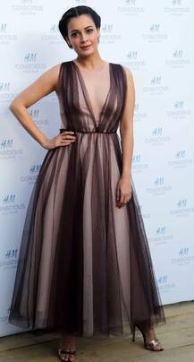 दिया ने अमेज़ॉन इंडिया फैशन वीक के रैंप पर दी दस्तक!